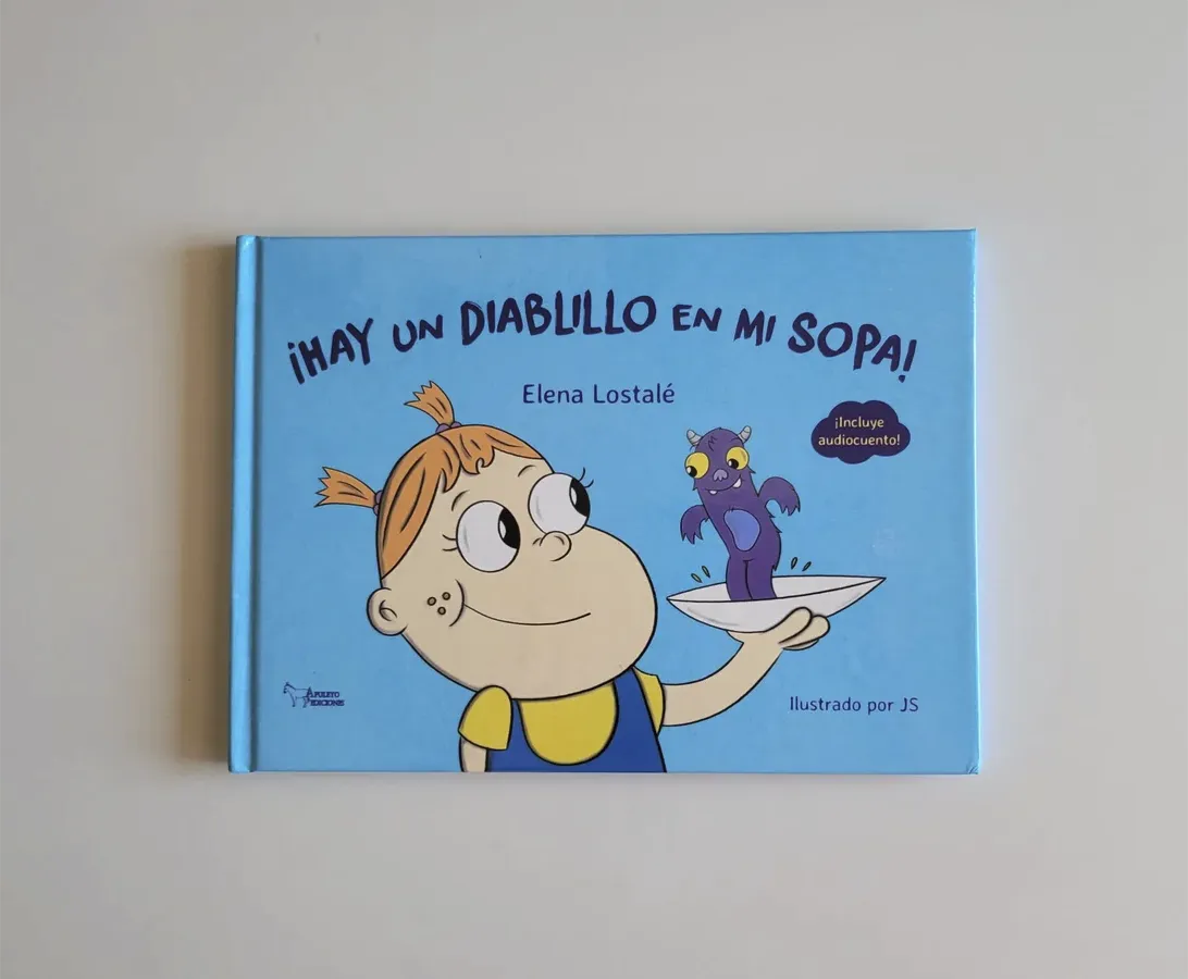Cuento para niños sobre un cuarto lleno de juguetes infantiles hay una ola onírica ilustrativa del título del cuento Hay un diablillo en mi sopa